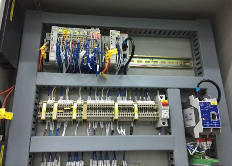 新能(néng)源高(gāo)速試驗台